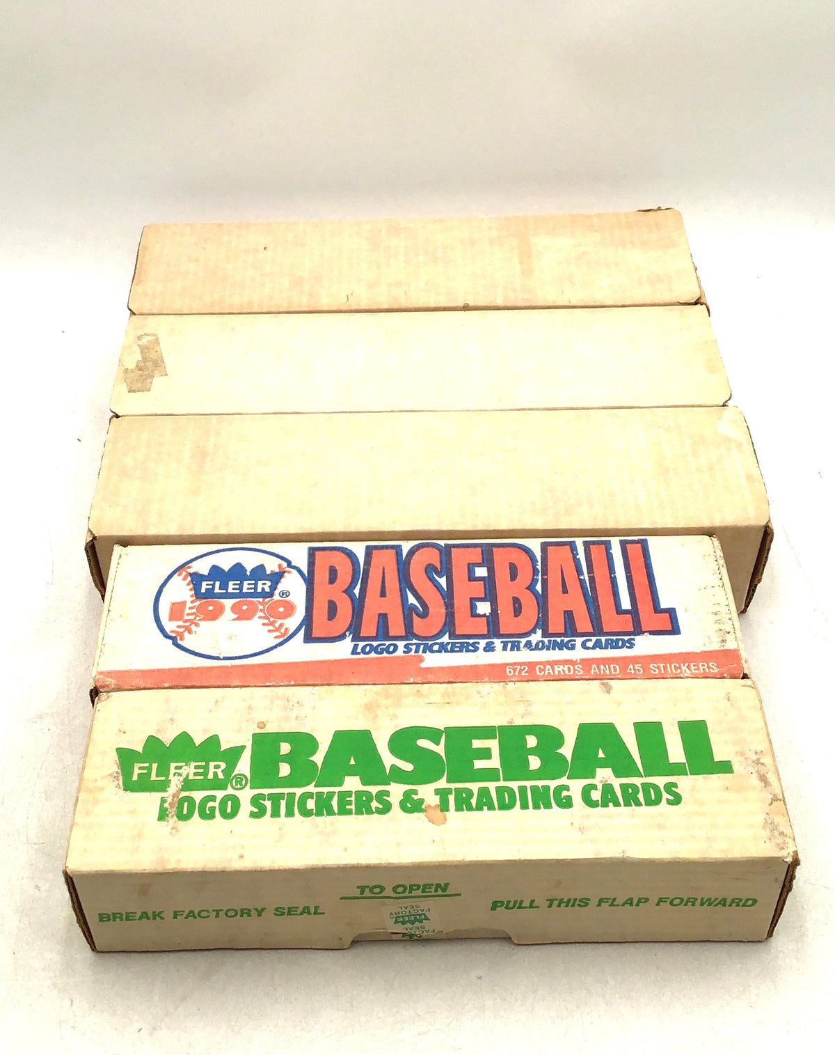 Lot Of Fleer Baseball MLB Cards. Medium Box, Unsorted