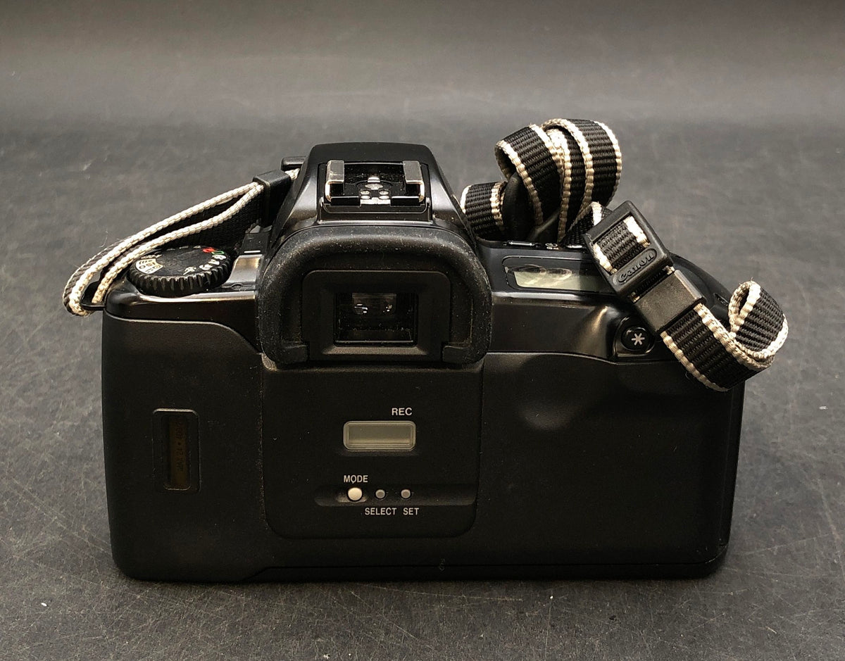 Vintage Canon EOS Rebel S 35mm SLR Camera + 35-105mm EF Lens & Sunpak Flash