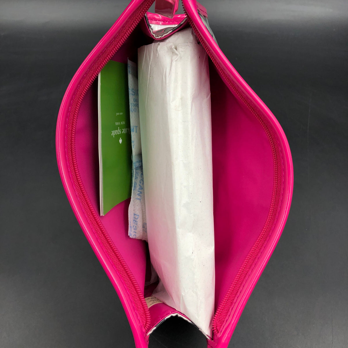 Kate Spade Heddy White/Black Bow Print Cosmetics Pouch w/ Pink Trim & Tag (+COA)