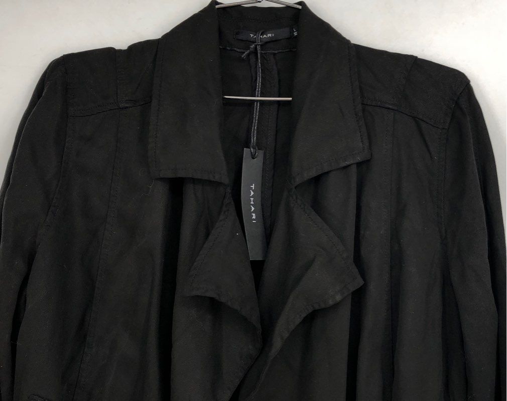 NWT Tahari Jacket - Size Small