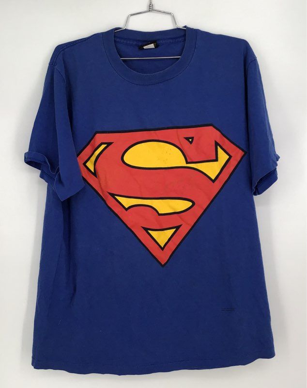 Warner Bros. Men&#39;s Blue Superman Short Sleeve Crew Neck Graphic T-Shirt - Size L