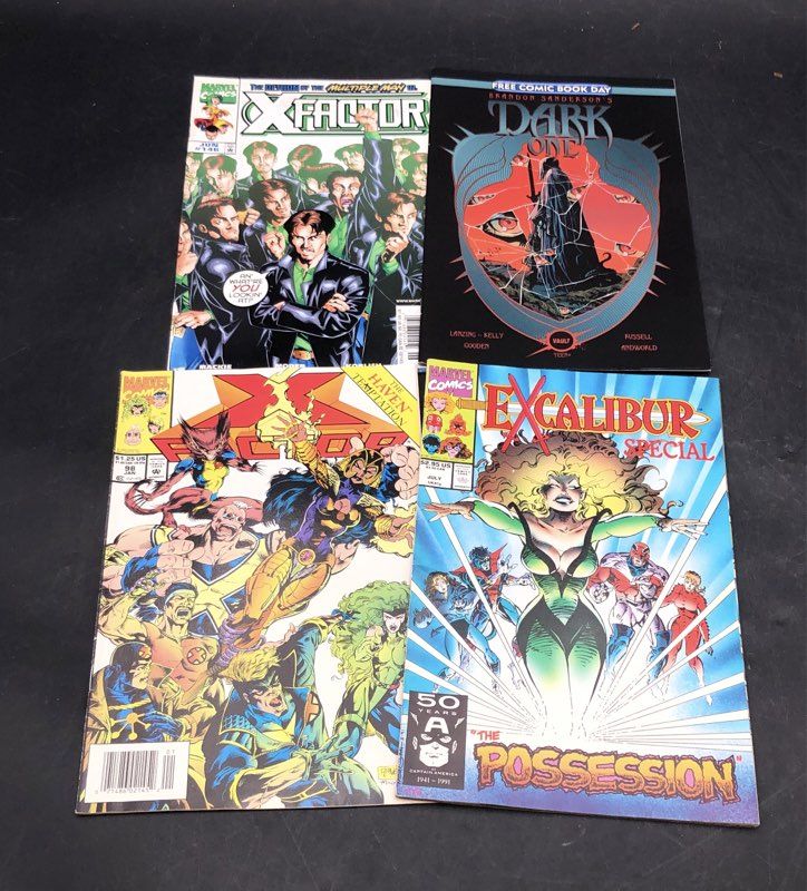 Comic Book Lot Marvel DC Vertigo Topps 1980s-Modern Superhero Approximately 25