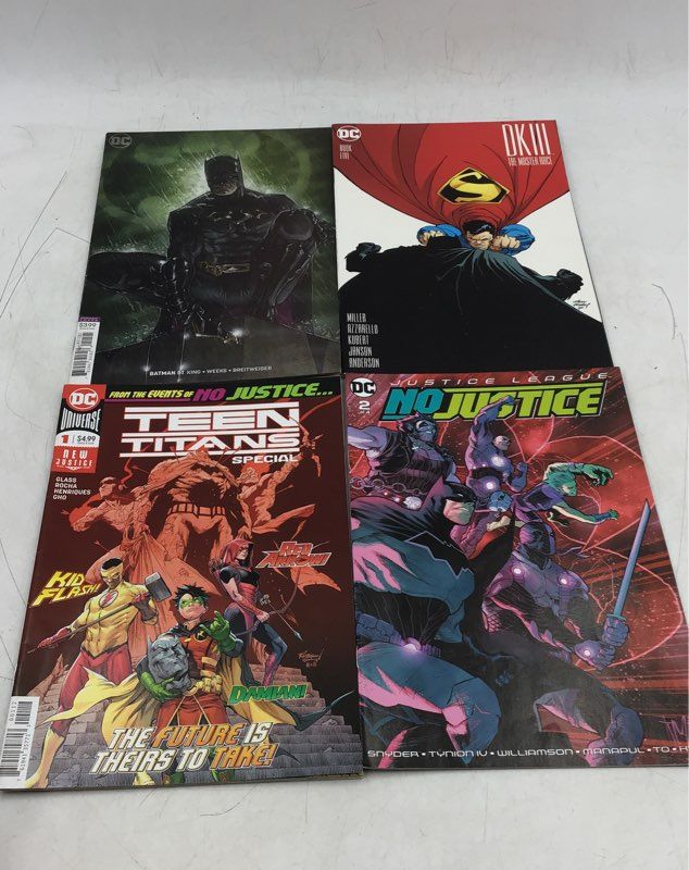 Harley Quinn, The Man Of Steel, Vigilante &amp; More Comic Book Mixed Lot