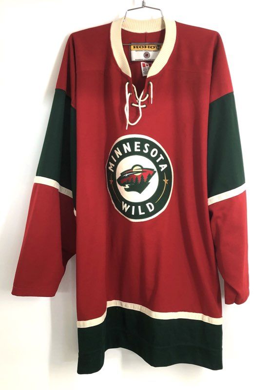 Vintage Y2K KOHO Men's Minnesota Wild NHL Hockey Jersey Red Lace Up Canada Jumbo