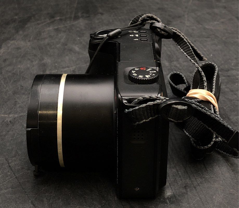 Kodak EasyShare ZD8612 IS Digital Camera 8.1MP 12x Optical Zoom Image Stab.