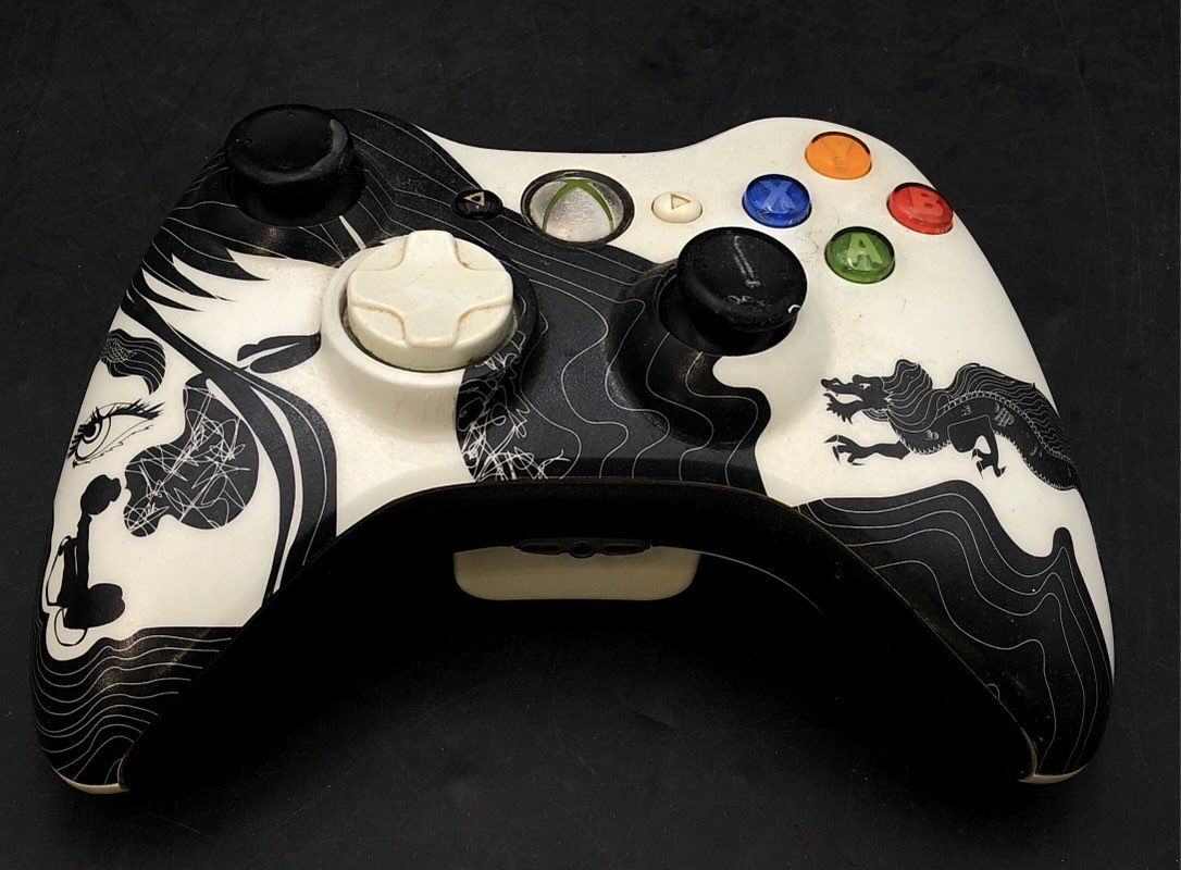 Lot of 2 Microsoft Xbox 360 Wireless Controllers OEM Official