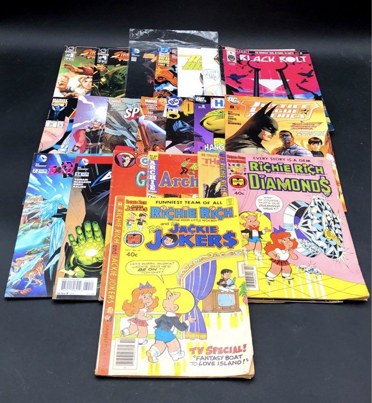 Batman Spider-Man Walking Dead 20+ Comic Book Lot Marvel DC Image Mixed Era