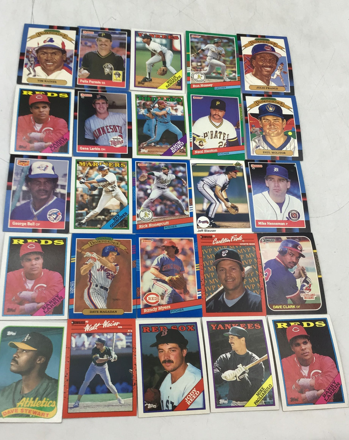 Lot of Baseball MLB Trading Cards. Medium Box, Unsorted