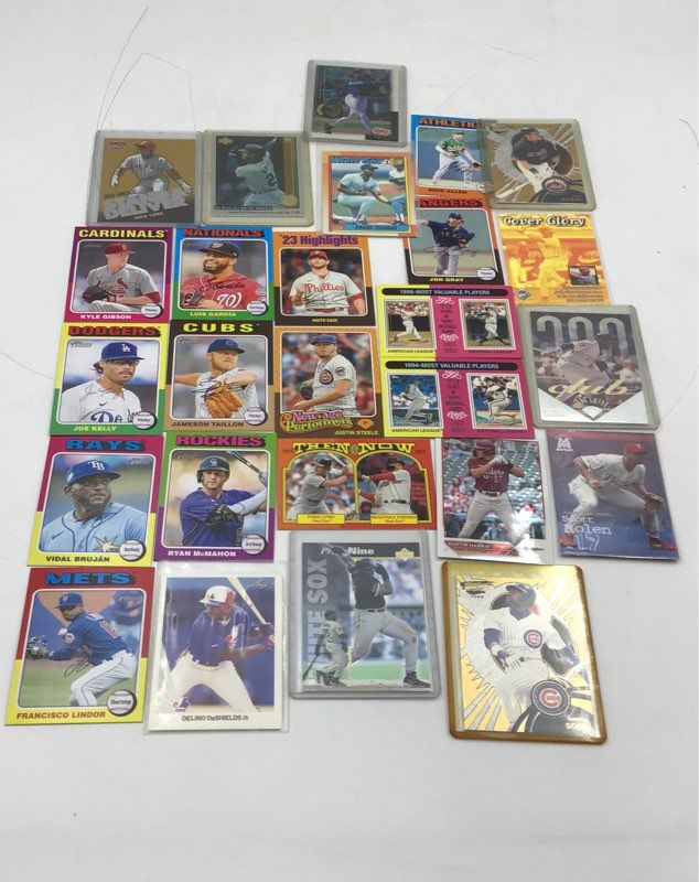 6.6 Lbs Lot of Baseball MLB Cards. Medium Box, Unsorted