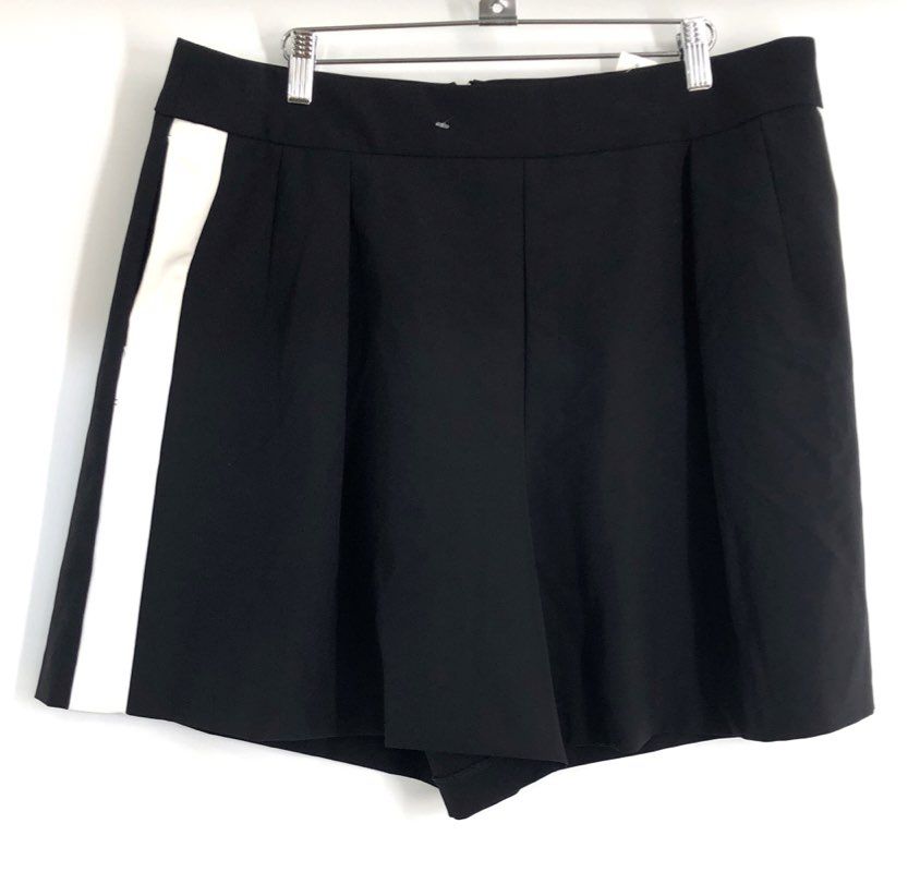New York & Company Women's Black Shorts White Side Stripe Back Zip NWT Sz XL
