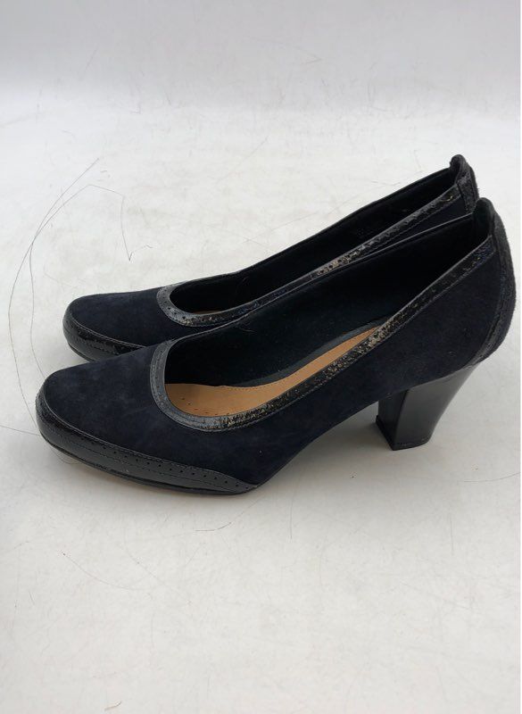 Clarks Women&#39;s Black Slip-On Pump Heel - Size 9.5M