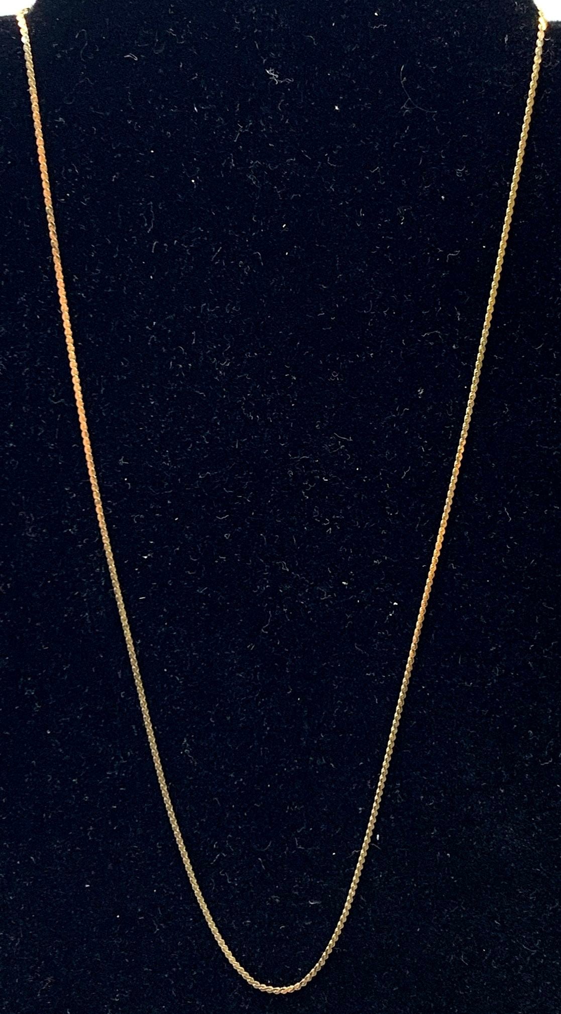 Wonderful 14K Gold Serpentine Necklace 2.1g