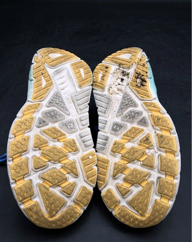 Hoka One One Women's Arahi 7 Blue Athletic Shoes - Size 7B