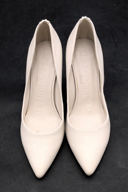 Karl Lagerfeld Paris Royale Off White Leather Pointed Toe Pumps Size 7.5
