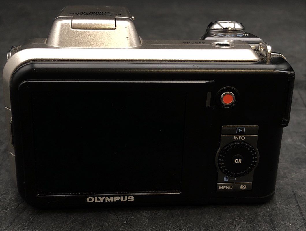 Olympus SP-600UZ Bridge Digital Camera