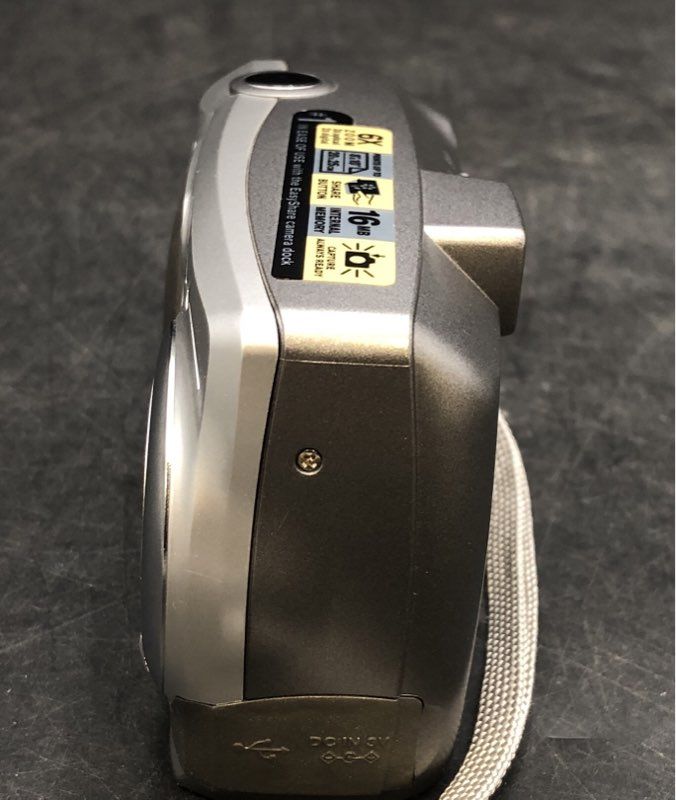 Kodak EasyShare CX4230 2.0 MP Digital Point & Shoot Camera