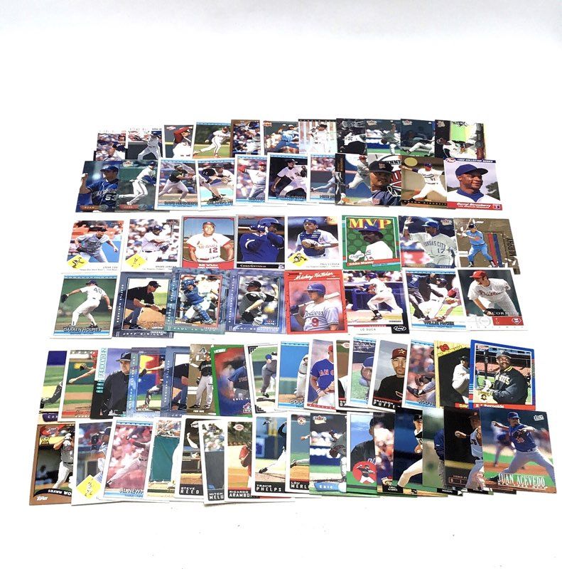 4.1 lbs. Lot Of Leaf Donruss Baseball MLB Cards. Medium Box, Unsorted