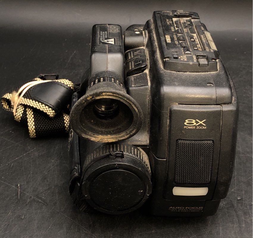 Panasonic, JVC GR-AX5 Compact VHS Videomovie Camera Lot