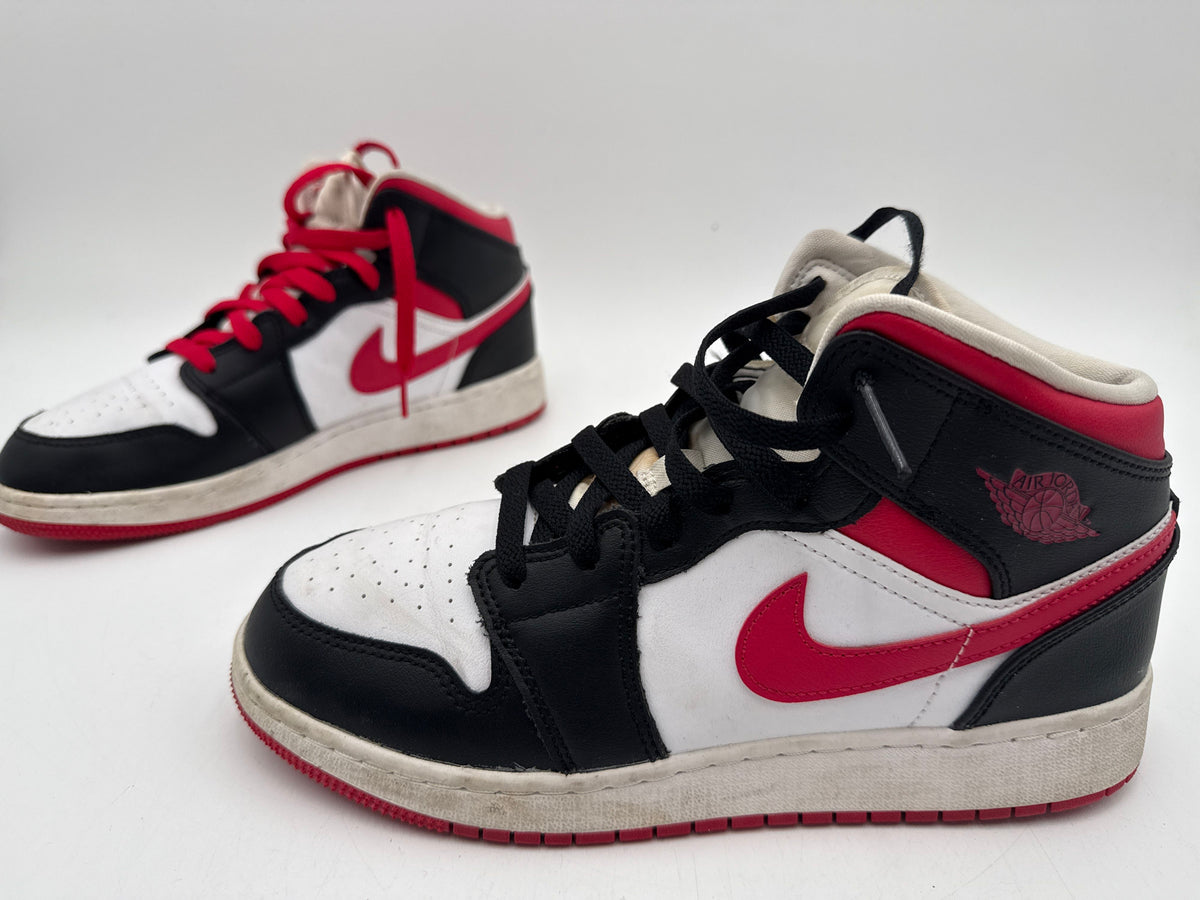 Nike Air Jordan 1 Girl's Retro 'Very Berry' Sneakers-Size: 6.5Y (+COA)