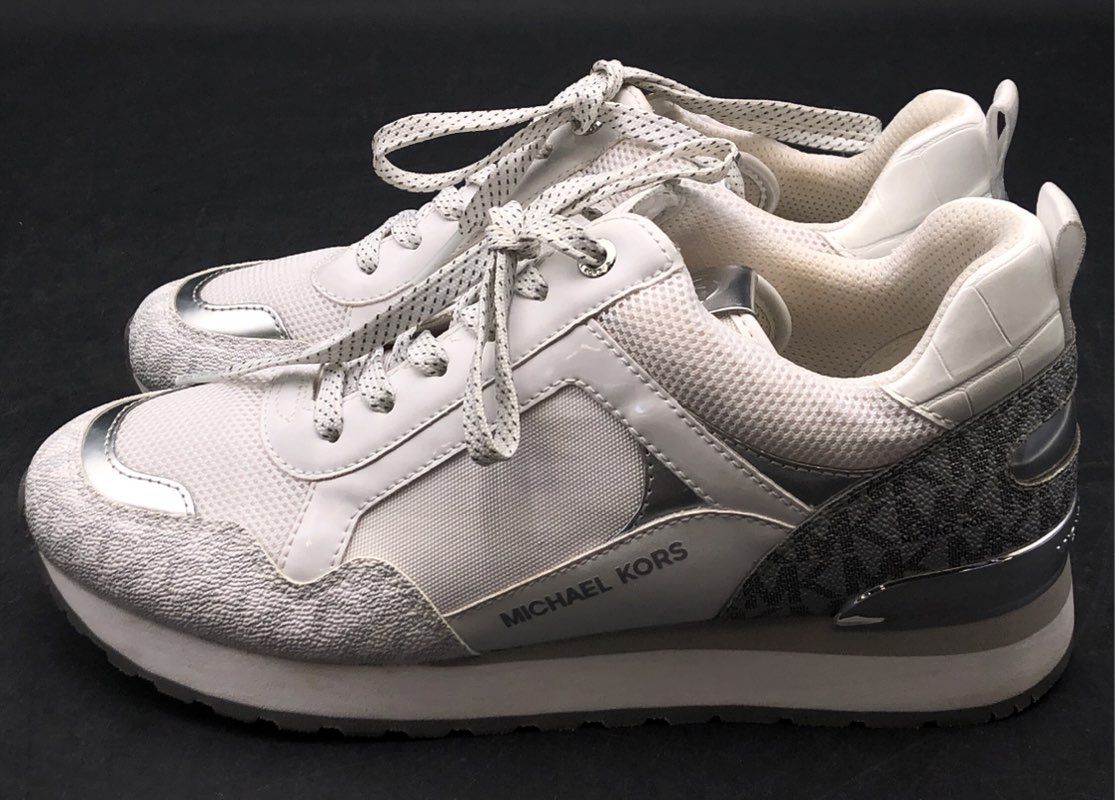 Michael Kors Allie Stride White Silver MK Logo Lifestyle Sneakers Size 8.5