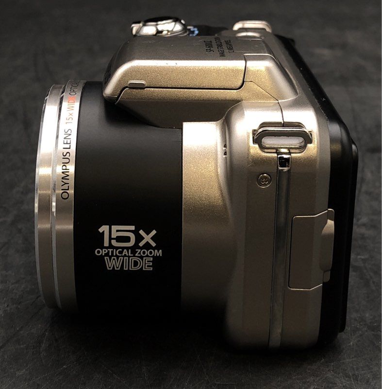 Olympus SP-600UZ Bridge Digital Camera