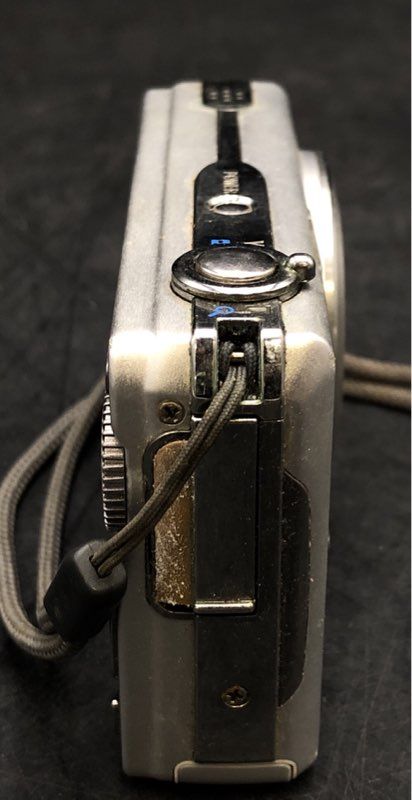 Olympus FE-350 Wide 8.0MP Compact Digital Camera