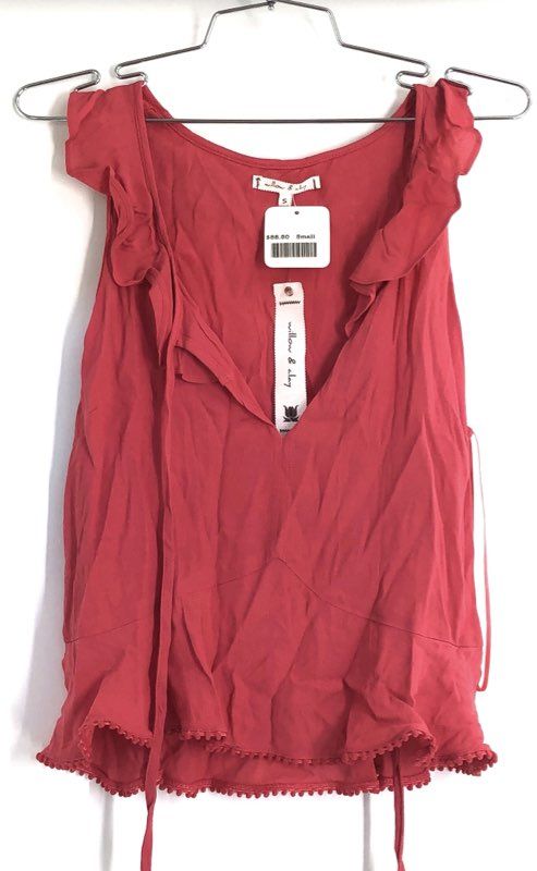Willow & Clay Women's Red Ruffle Deep V-Neck Pom Pom Hem Blouse Top NWT Sz S