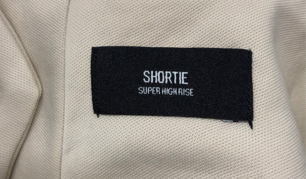 Express Women's Beige Super High Rise Shortie Tie Belt Cuffed Shorts Sz 00 NWT