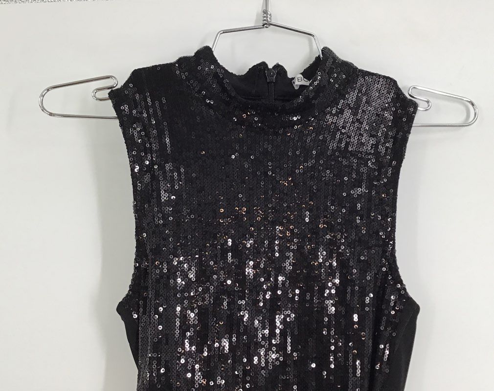 NWT BCBGeneration Women&#39;s Black Sequin Sleeveless Cropped Blouse - Size XS