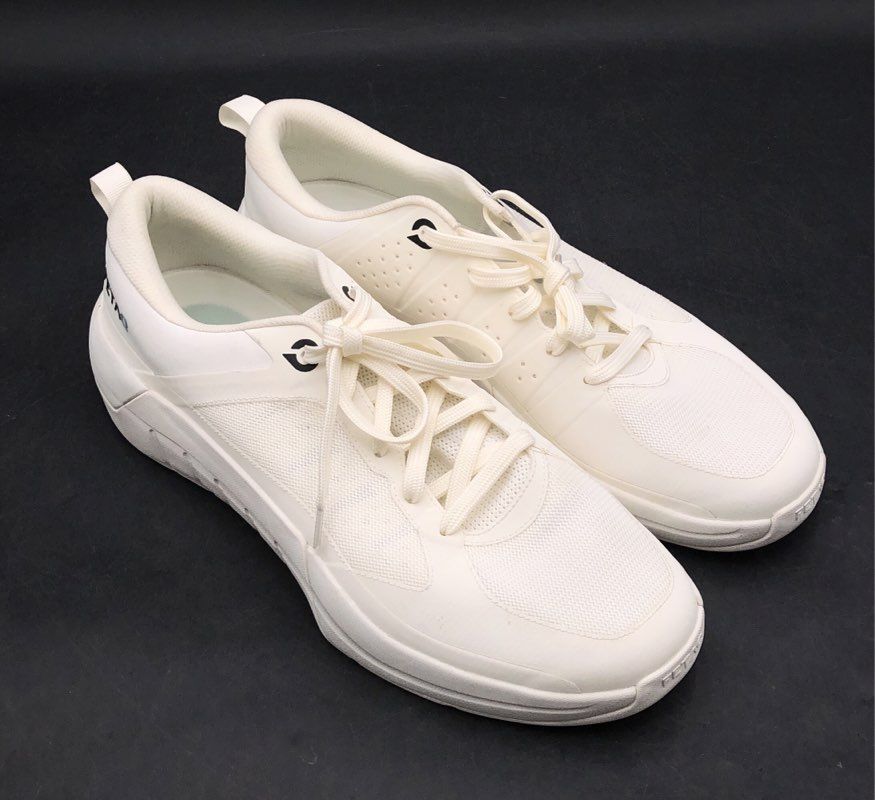Fetaq White Low Top Athletic Training Lifestyle Sneakers Men's Size 12.5