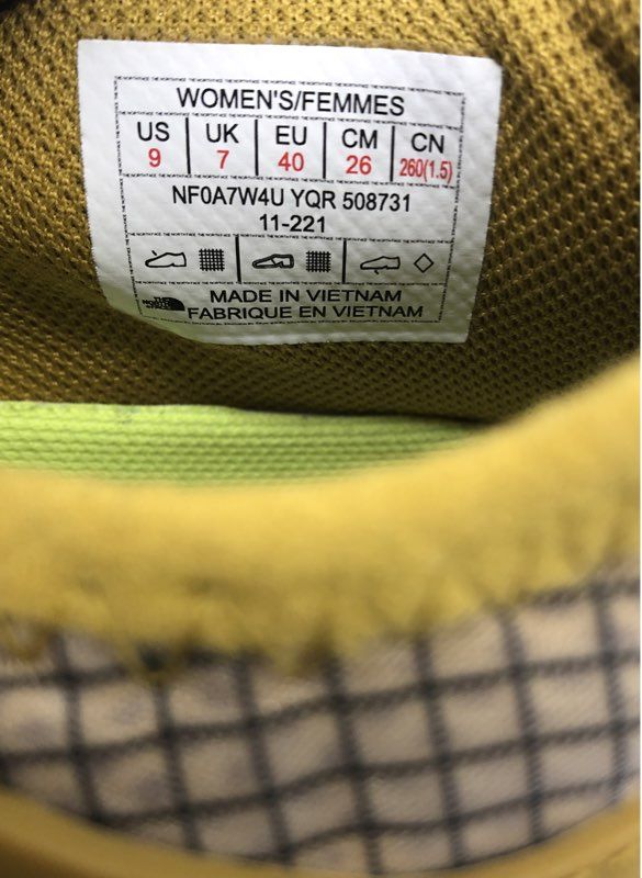 The North Face Trail Escape Edge Bamboo Yellow Womens Trail Running Shoes Size 9