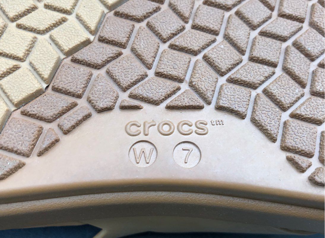 Crocs Brooklyn Low Wedge Tan Mushroom Criss Cross Platform Sandal Women's Size 7