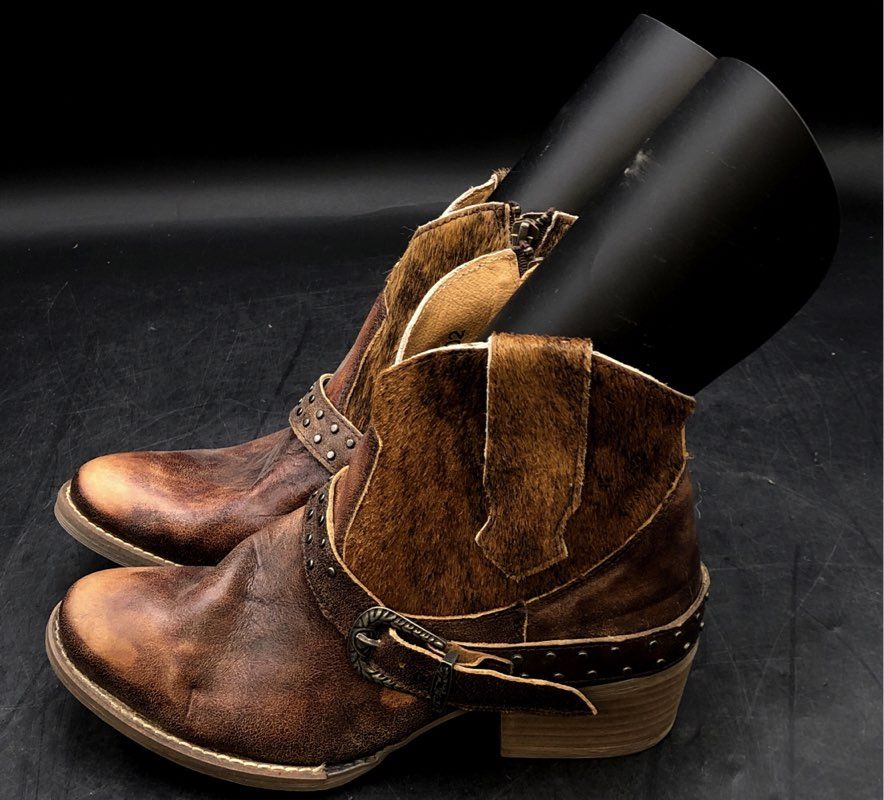 Sterling River Brown Leather Cowhide Studded Western Ankle Boots Size 8 M
