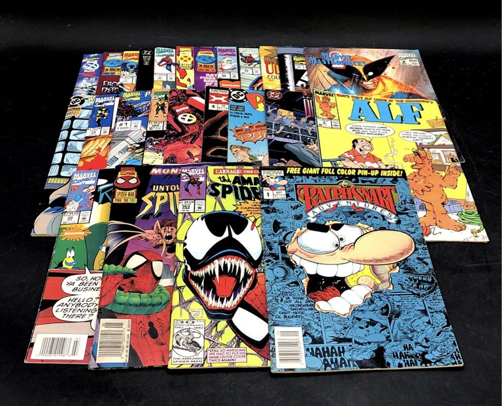 Comic Book Lot Marvel DC 1980s-1990s Mixed Superhero Approximately 25 Comics