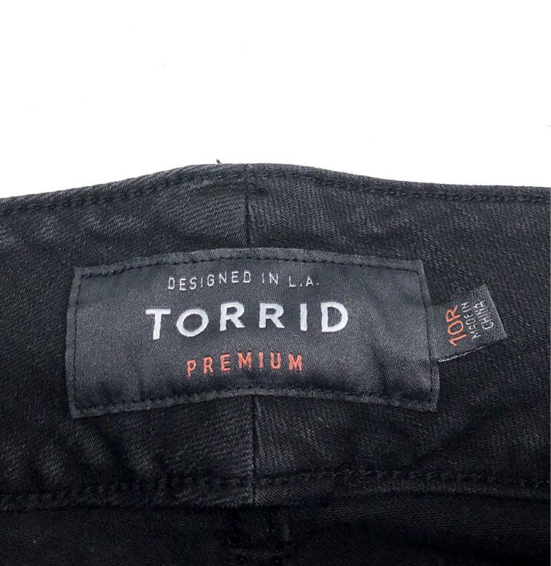 Torrid Women's Black Distressed Ripped High Rise Skinny Jeans Size 10R