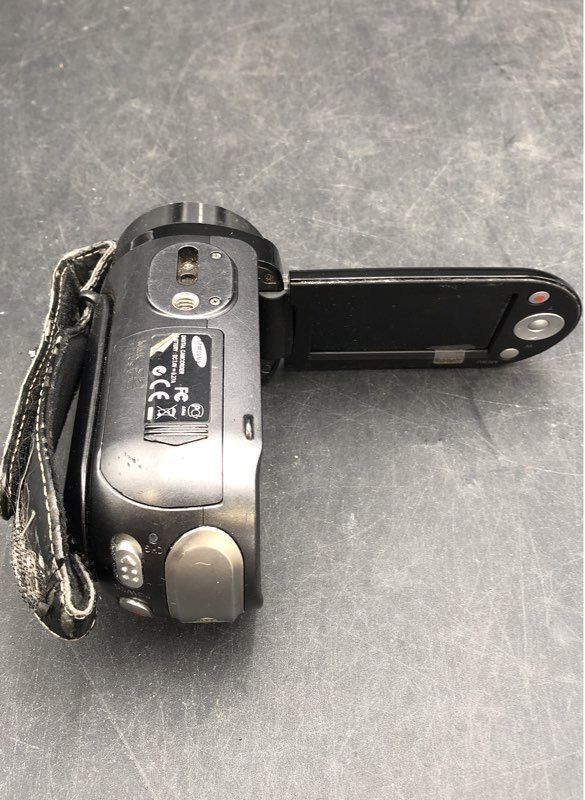 Floureon Aiptek Action HD 720P & More Handheld Camcorders Lot