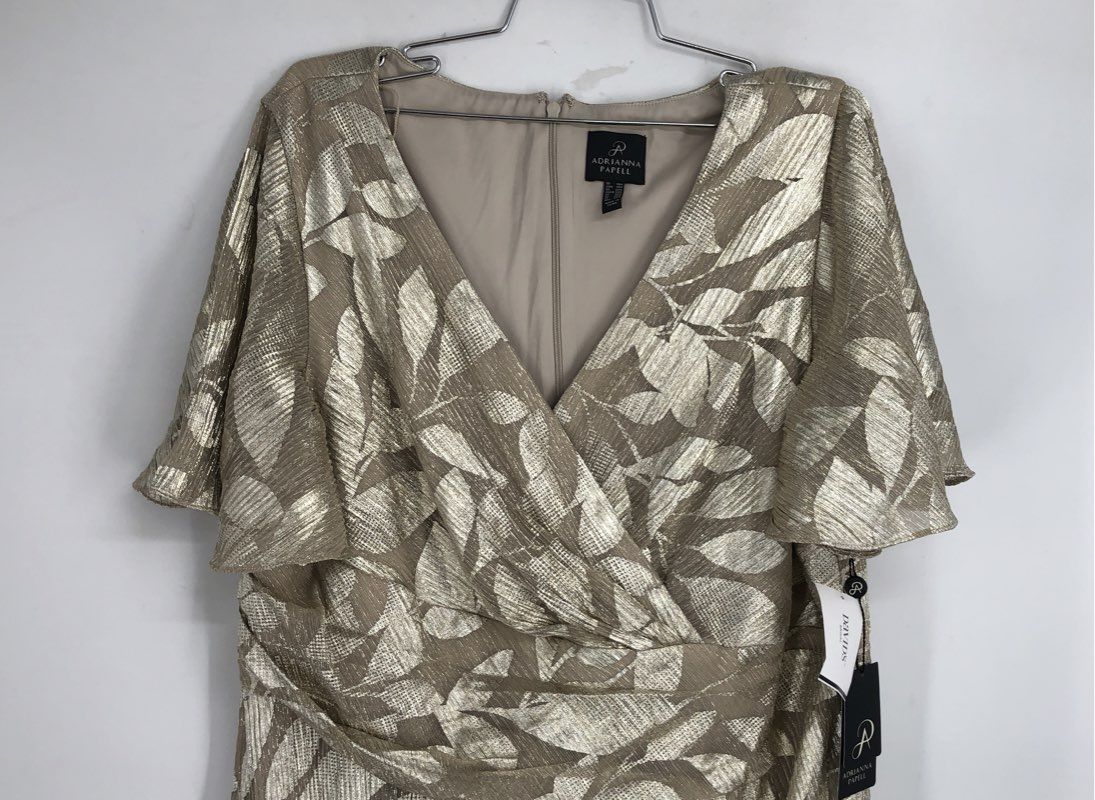 NWT Adrianna Papell Women's Champagne Metallic Print Maxi Dress - Size 18W