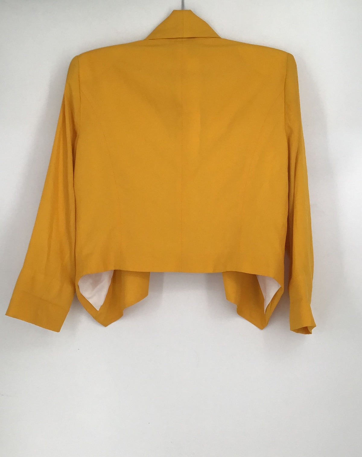 NWT Bebe Women&#39;s Yellow 3/4 Sleeve Shawl Collar Cropped Jacket - Size Small