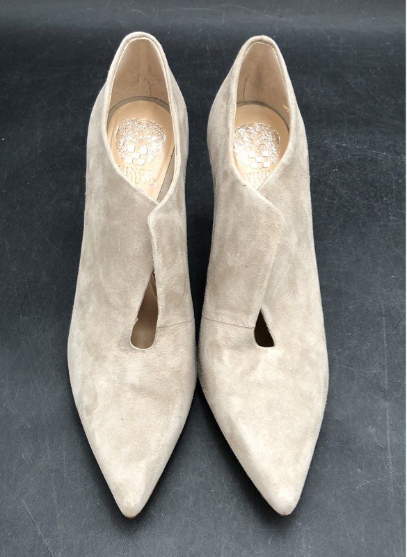 Vince Camuto Women's Cream Pump Heels - Size 9.5M