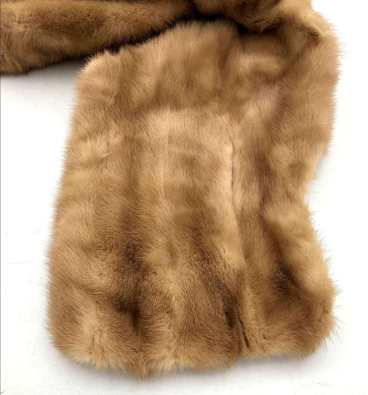 Vintage Women&#39;s Tan/Brown Luxury Fur Shawl/Shoulder Wrap with Silky Lining