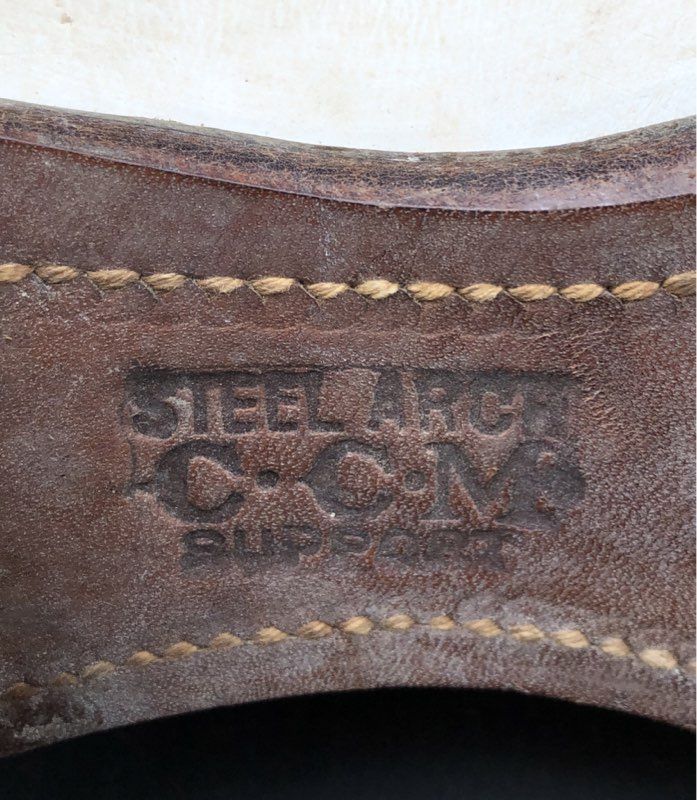 Vintage CCM White Leather Figure Ice Skates Wood Guards Steel Arch Support Sz 6