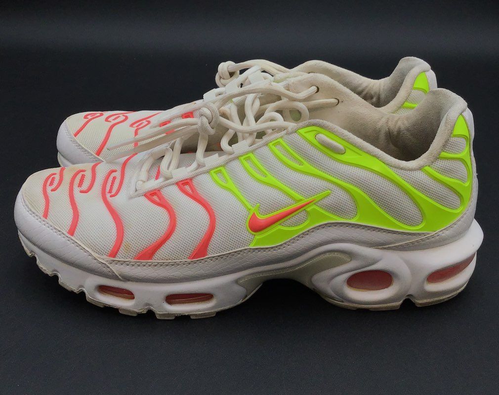 Nike Women&#39;s Air Max Plus SE 862201-102 White Athletic Shoes - Size 8