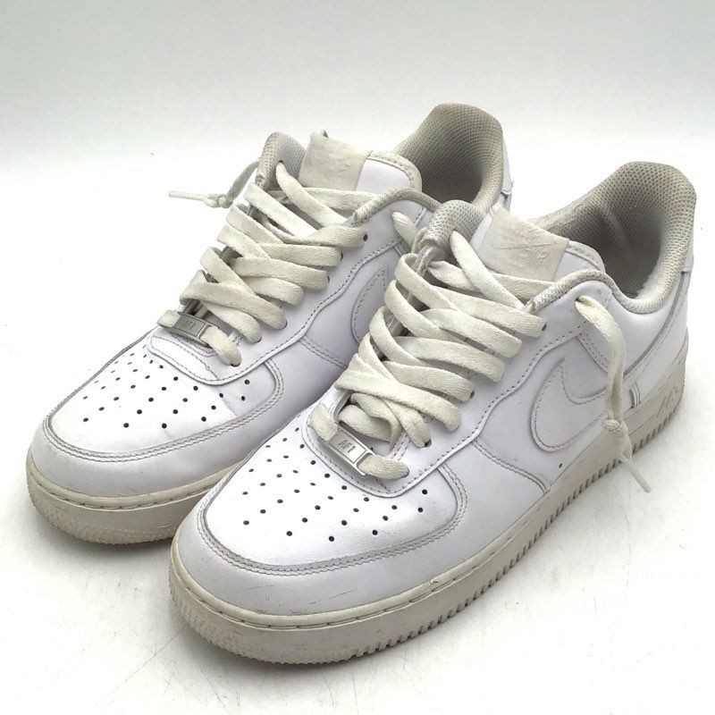 Nike Men&#39;s Air Force 1 &#39;07 White Low-Top Lace-Up Athletic Shoes - Size 9.5