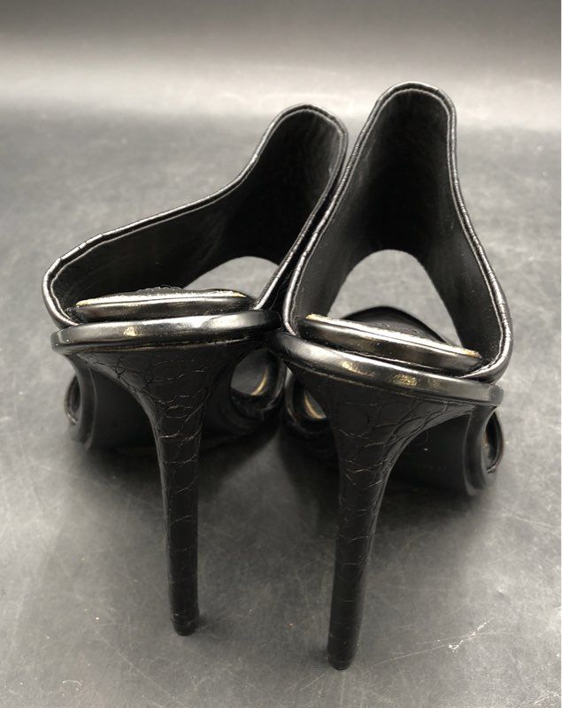 Rachel Zoe Women's Black Stiletto Pump Heels - Size 8