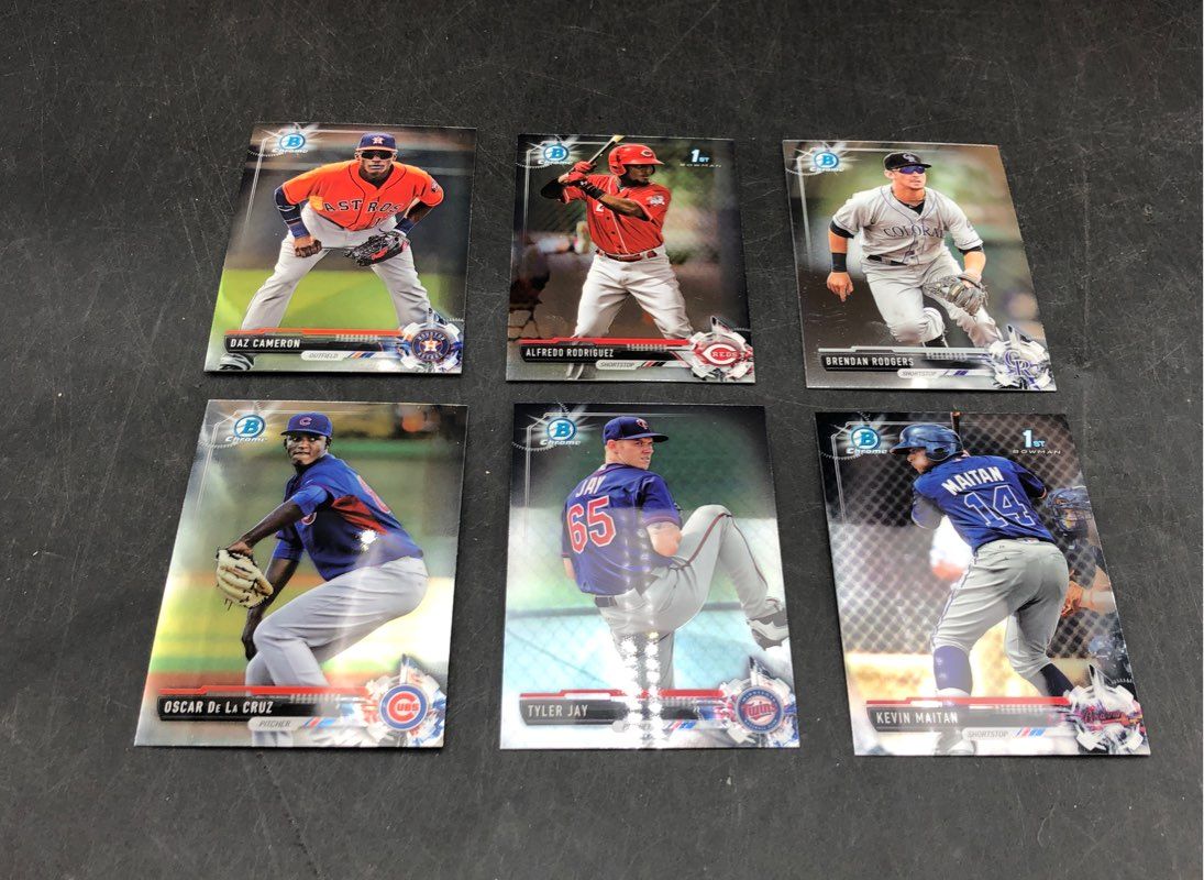 Mixed Lot Of Baseball MLB Cards. Medium Box, Unsorted