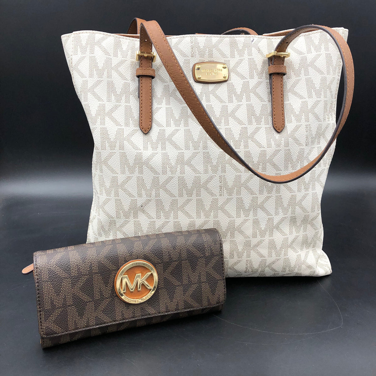 Authentic Michael Kors White Luxury Tote Bag With Brown Wallet - COA Included