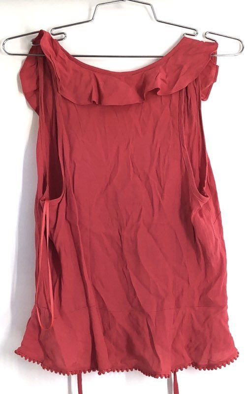 Willow & Clay Women's Red Ruffle Deep V-Neck Pom Pom Hem Blouse Top NWT Sz S