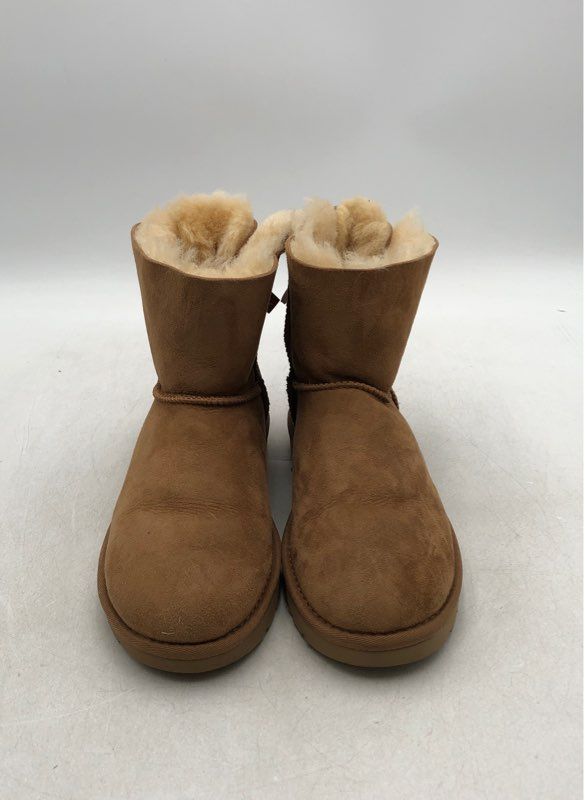 Ugg Women&#39;s Brown Suede Ankle Snow Boots - Size 7