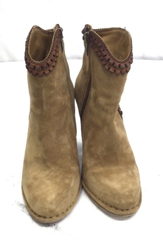Frye Diana Tan Suede Whipstitch Ankle Booties Women's Size 7.5M