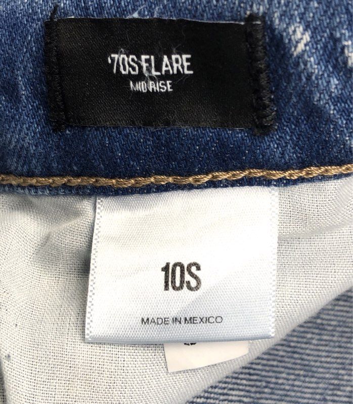 Express Women's '70s Flare Jeans Blue Mid Rise Distressed Raw Hem Sz 10S NWT